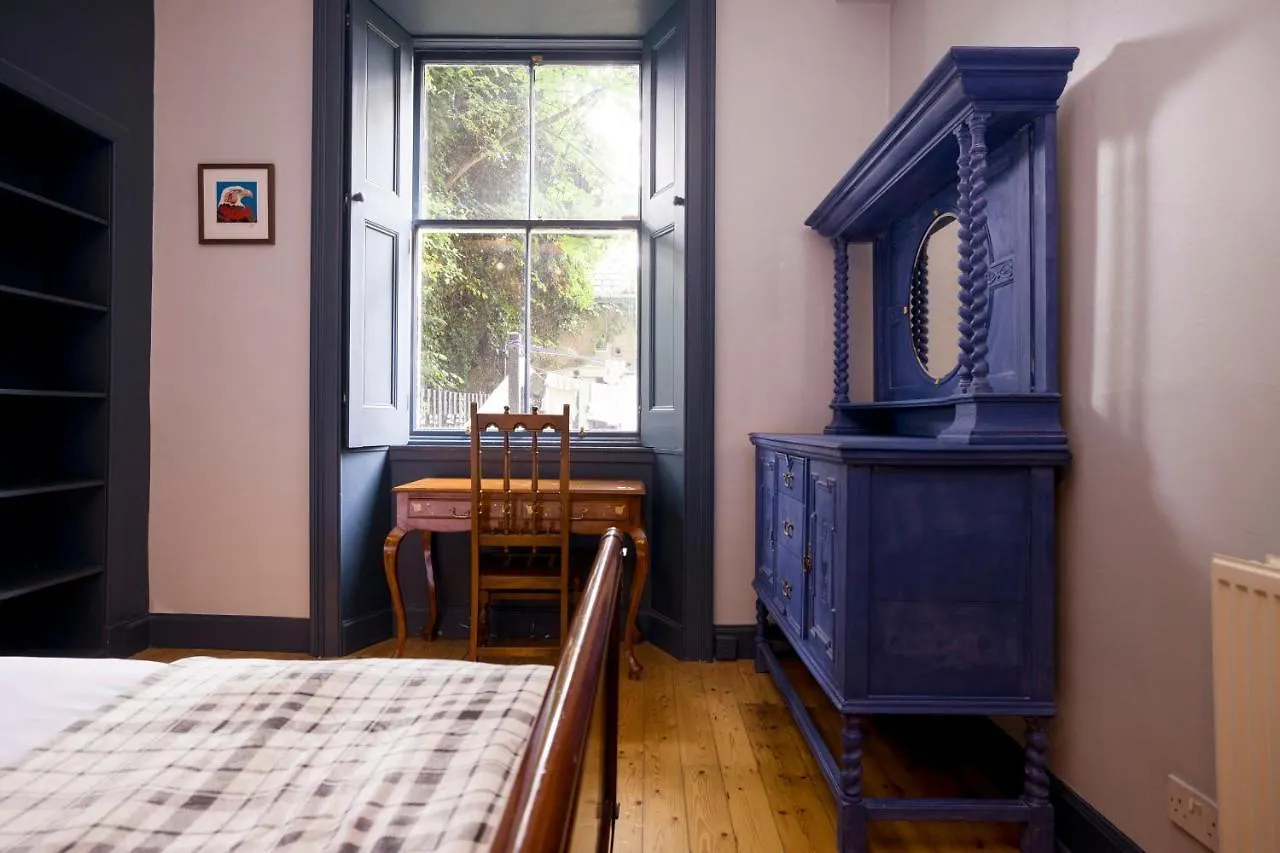 אדינבורו Joivy Splendid Apartment Near Haymarket בריטניה