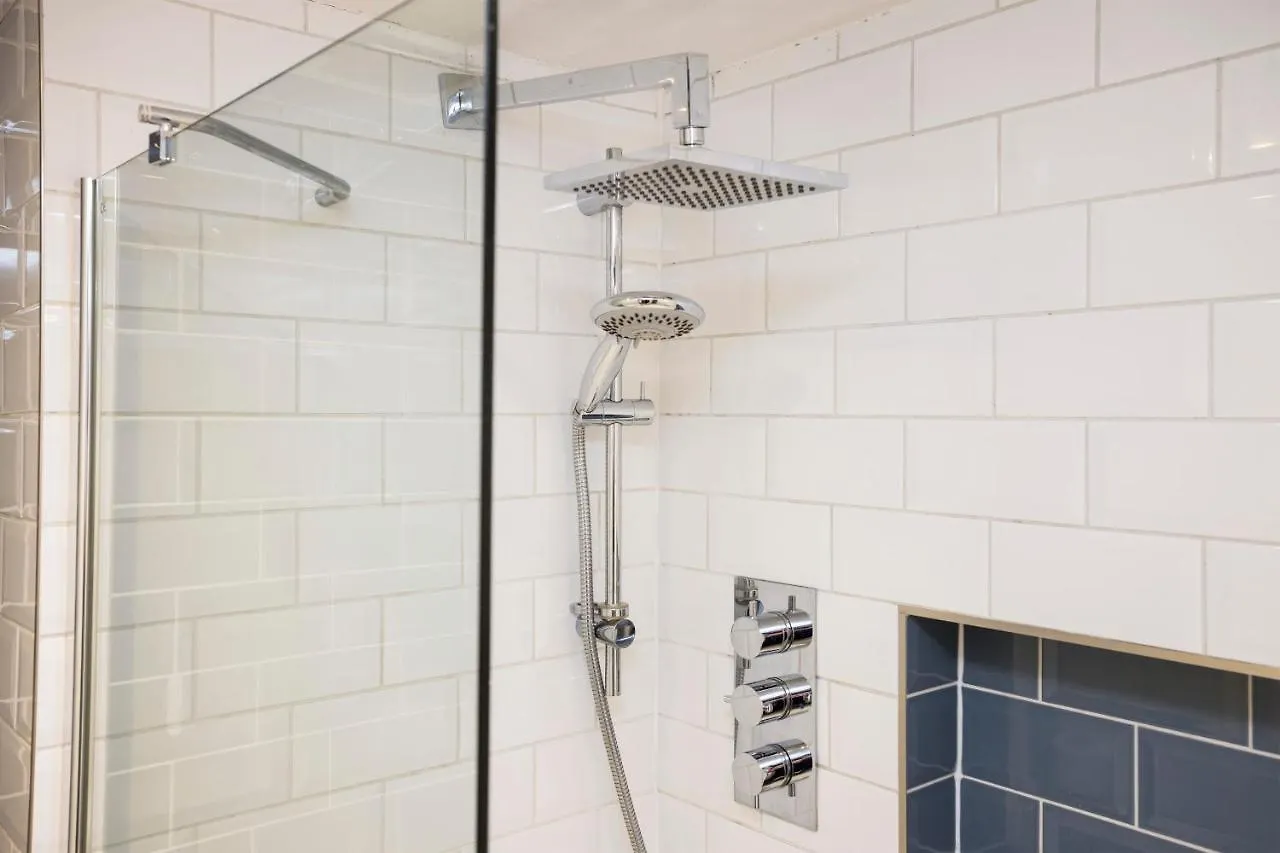 אדינבורו Joivy Splendid Apartment Near Haymarket